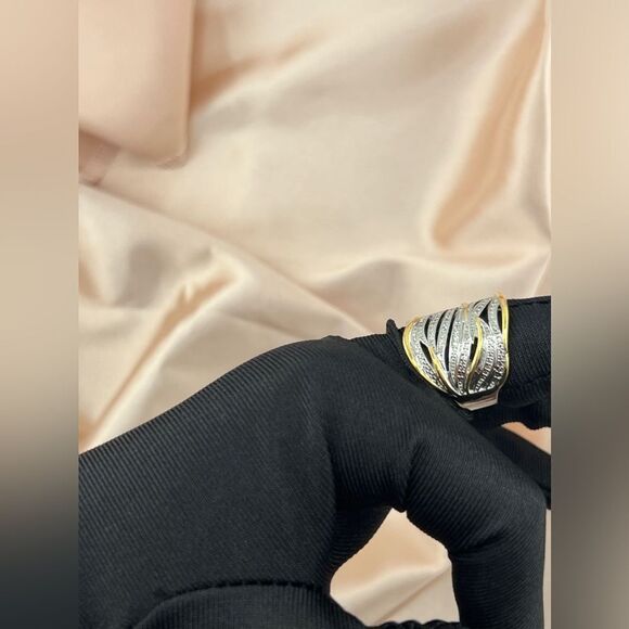 Elegant Two Tone Gold And Silver Band - Picture 11 of 11